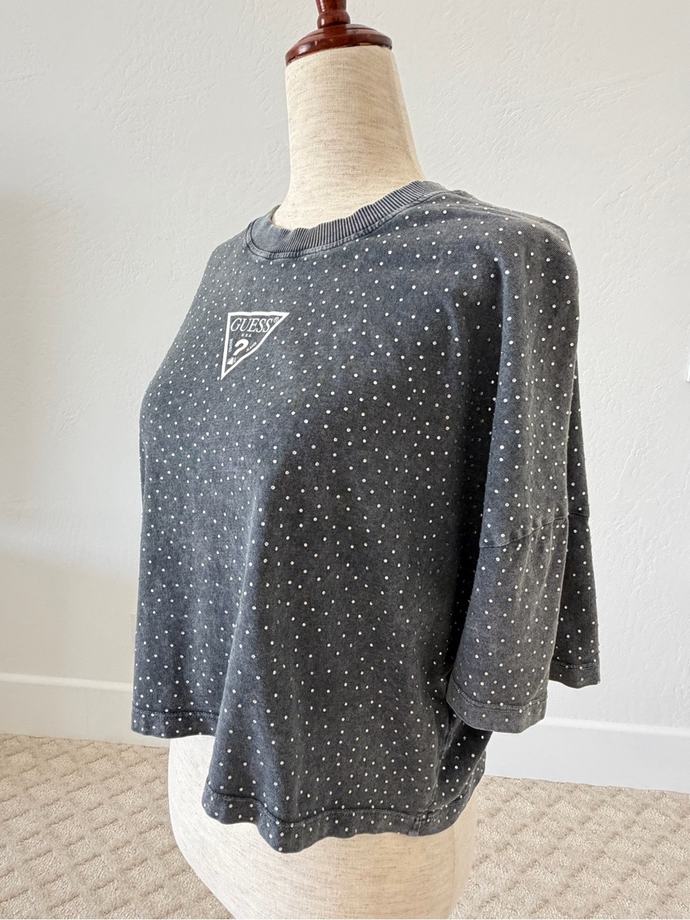 💎GUESS crop tee - Picture 4 of 8